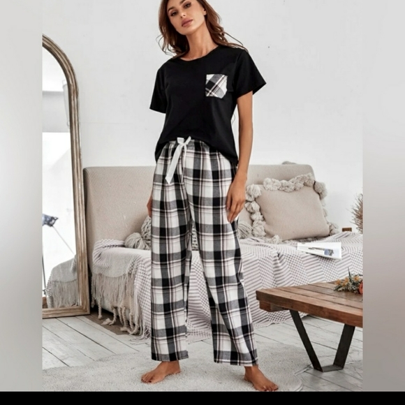Black & White Buffalo Plaid Sleepwear Set - Picture 4 of 6